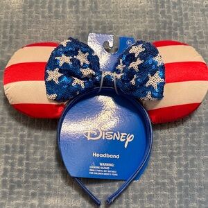 Disney Red and White Minnie Mouse Ears with Blue Sequin Bow NWT